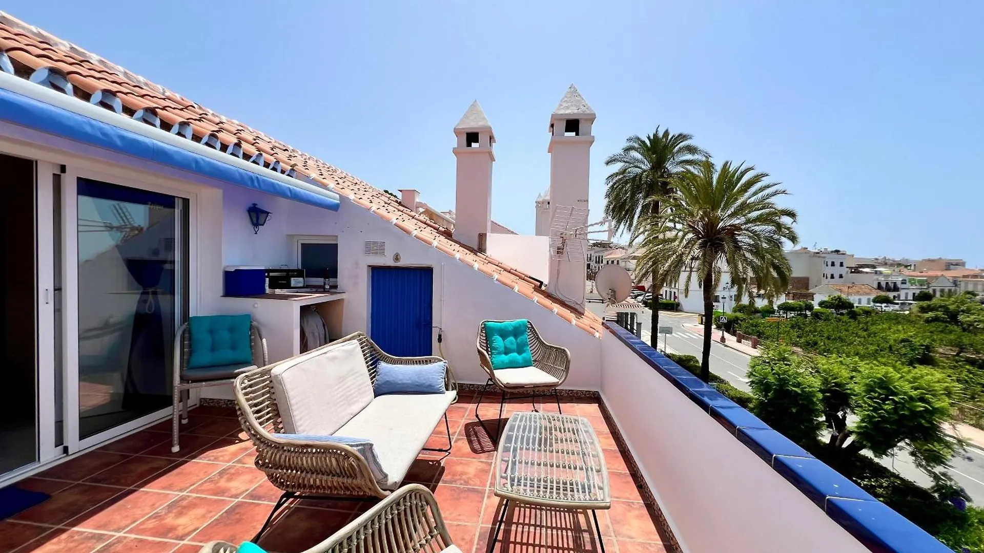 Sea View Apartament With Sauna And Pool In Maro
