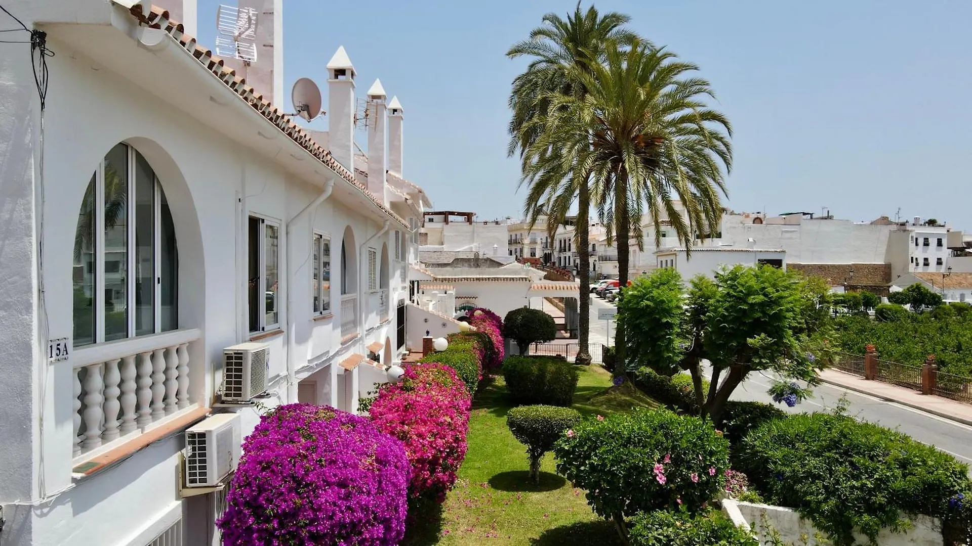 Sea View Apartament With Sauna And Pool In Maro Spagna